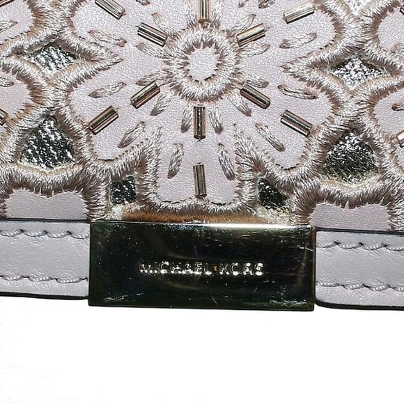 Sold MK MICHAEL KORS JADE SEQUIN CROSSBODY BAG - Picture 4 of 8